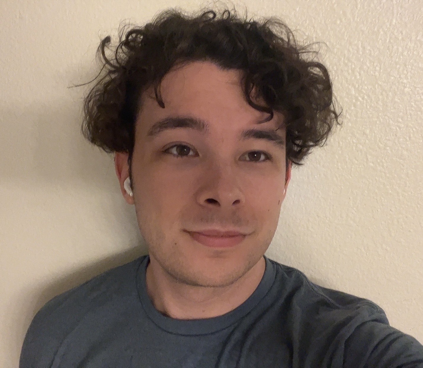 Colton Santiago headshot